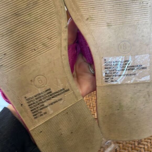 Universal thread pink double strap sandals size 6 - Picture 7 of 8